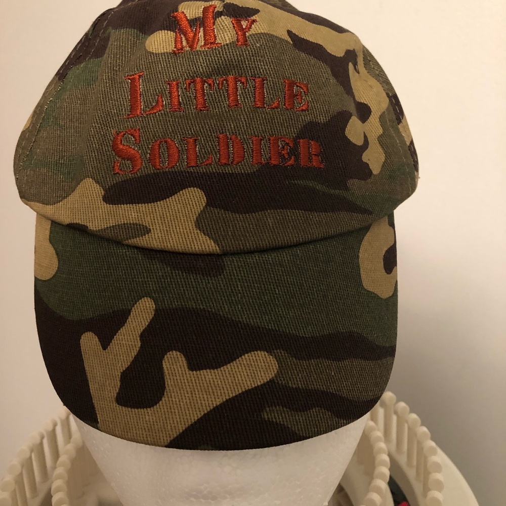 Army kid’s cap. NWT.